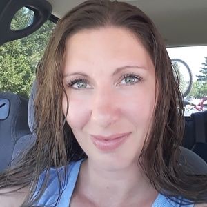 Meet your Posher, Candice